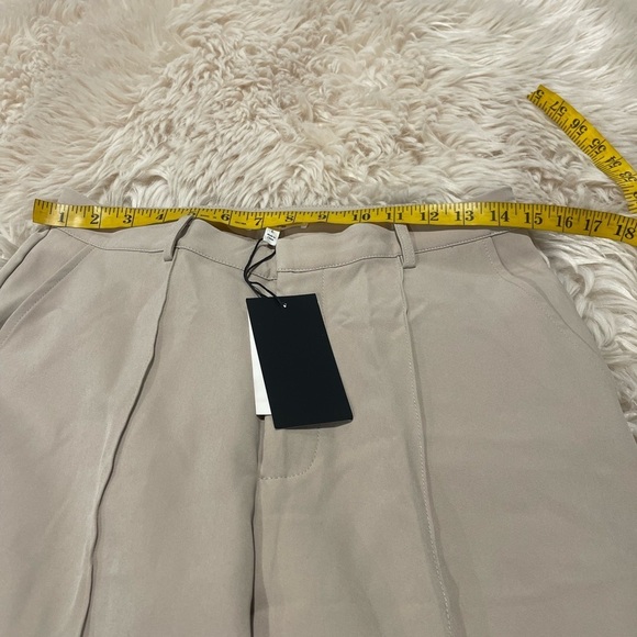 NWT m.n.I Los Angeles front seam wide leg pant - Picture 10 of 10